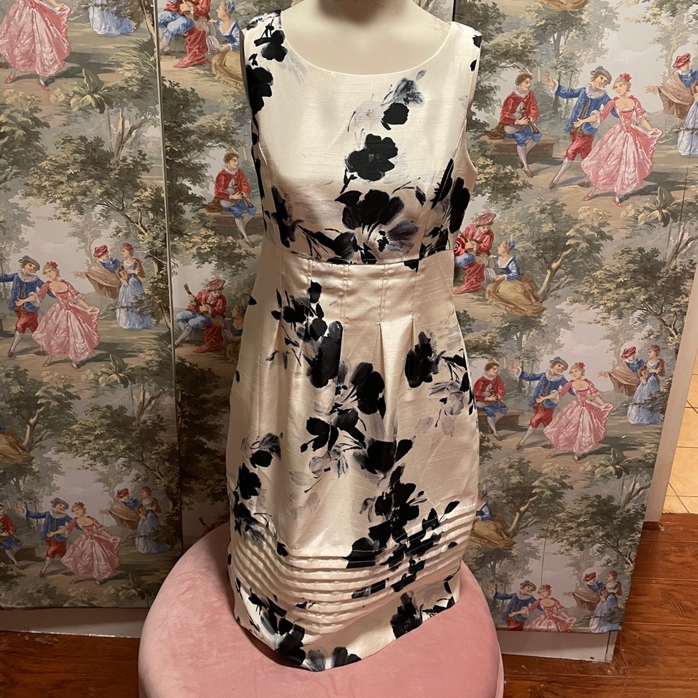 Eliza j midi dress with floral prints sz4
